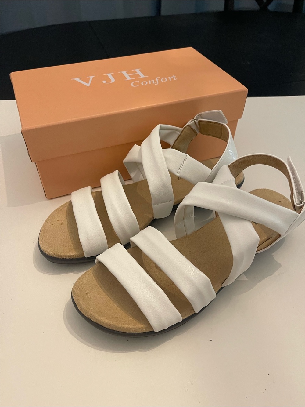 VJH Confort White Padded Strappy Women's Sandals